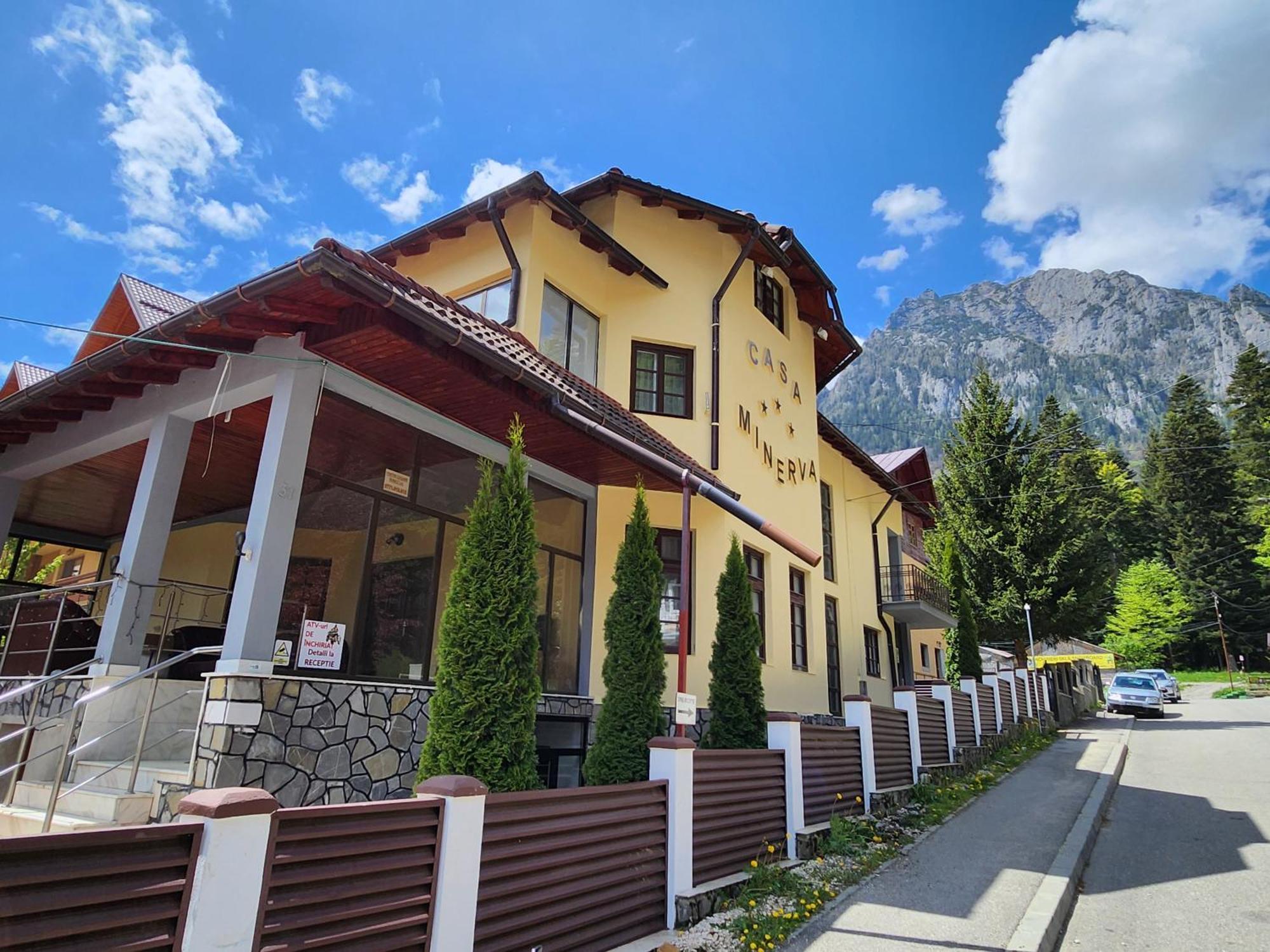 Casa Minerva Hotel Buşteni Exterior foto
